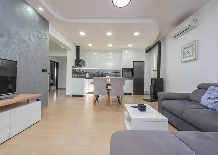 Apartment Marina